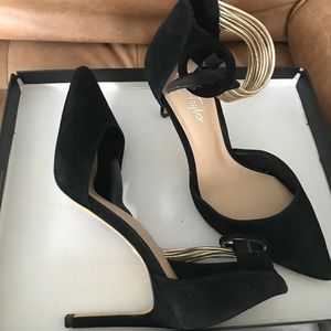 Lord and Taylor Victoria shoe size 6